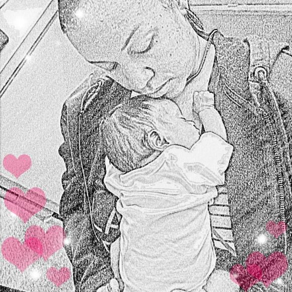 Meet your Posher, Nique - Picture 1 of 1